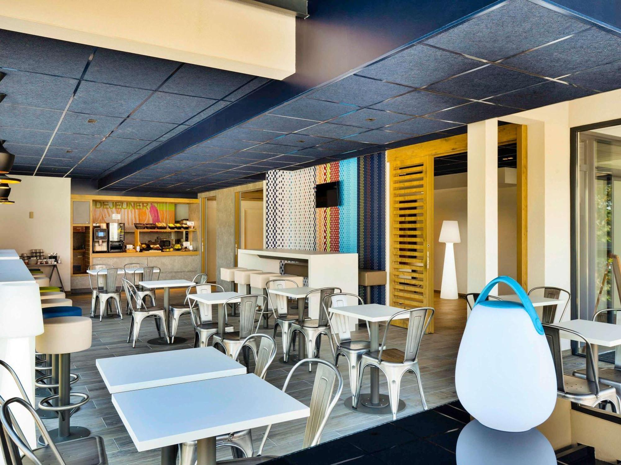 Ibis Budget Macon Creches Chaintre Bagian luar foto
